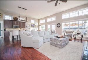 clean-tampa-bay-home-YHS-1-1024×701