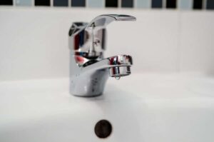 plumber-2788334_1920-1